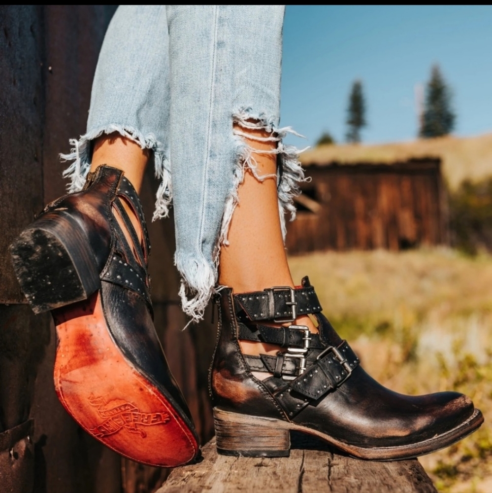 Freebird by Steven Distressed Black and Brown Ankle Boots